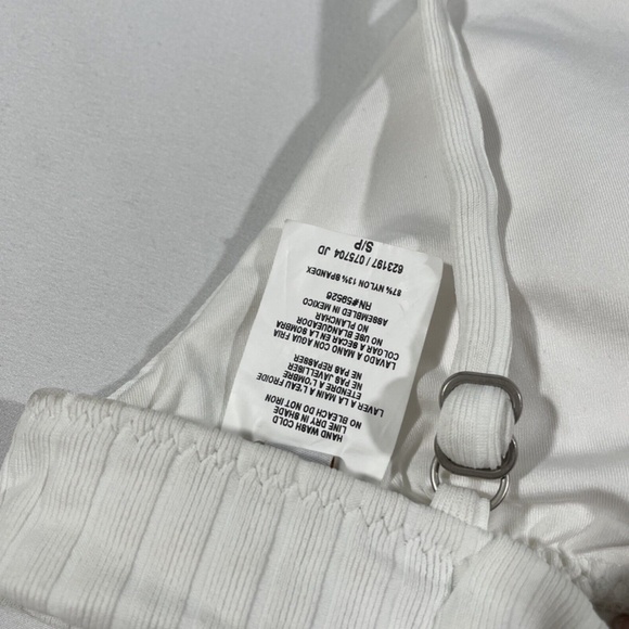 Becca [‎ Small ] Loreto Ribbed Banded Bikini Top in White - Picture 9 of 12
